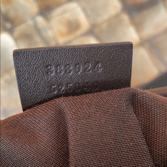 Gucci gg monogram logo supreme messenger bag - Picture 7 of 13